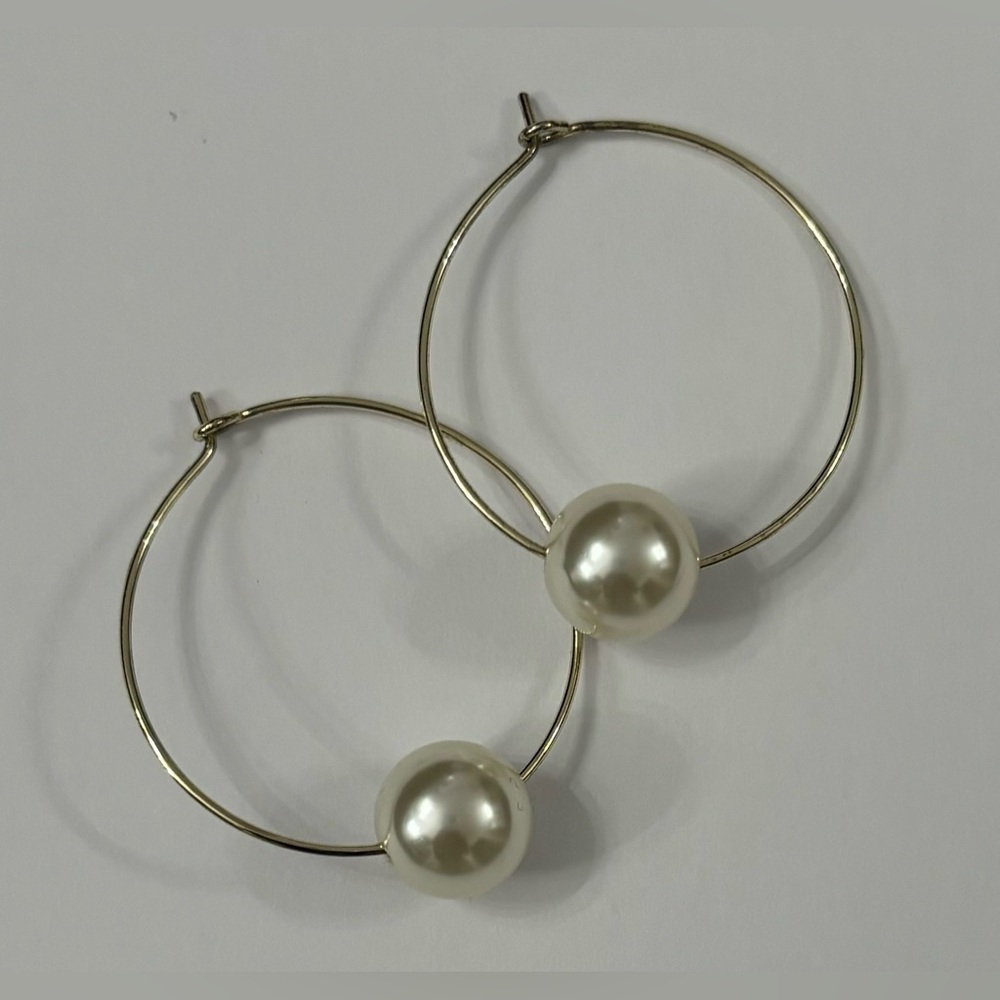 J. Crew Single Pearl Gold-Tone Hoop Earrings